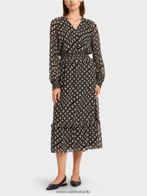 Marc Cain pitkä mekko geometrisella suunnittelulla musta vaatteet V0LL48127 Marc Cain Mekko
