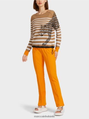 Marc Cain raidallinen pusero "Neulottu Saksassa" kevyt kahvi vaatteet V0LL481181 Marc Cain Helsinki