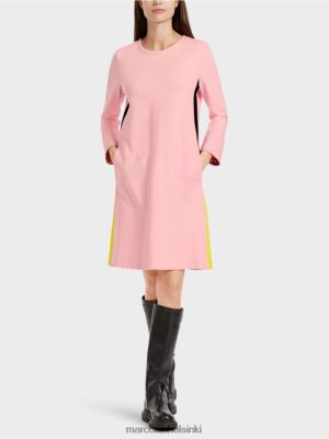 Marc Cain urheilullinen mekko punoksilla pehmeä jauhe vaaleanpunainen vaatteet V0LL4832 Marc Cain Helsinki